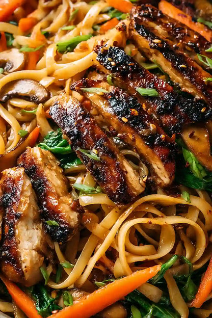 Chicken Pad Thai Protein Bowl